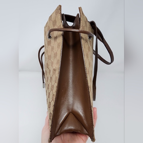 Gucci Vintage Canvas & Leather Shoulder Bag - Picture 5 of 14